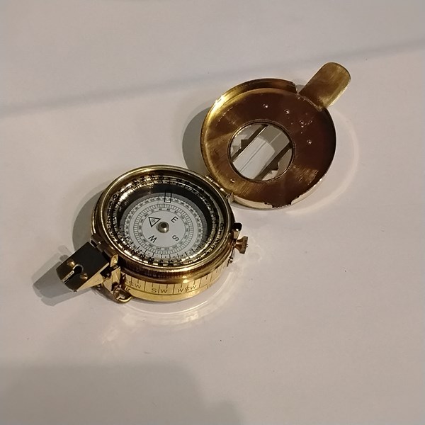 Lot 1208 - COMPASS