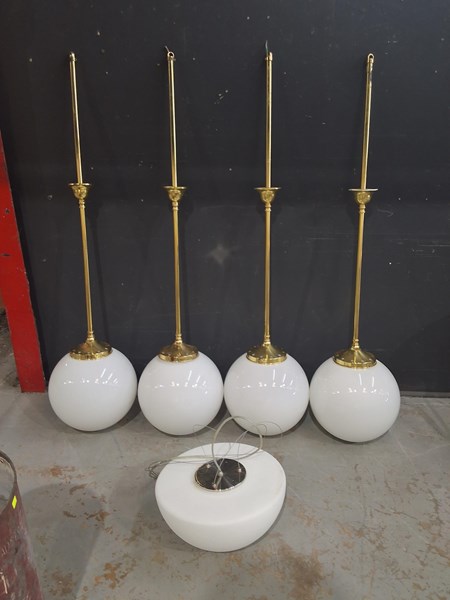 Lot 34 - CEILING LIGHTS