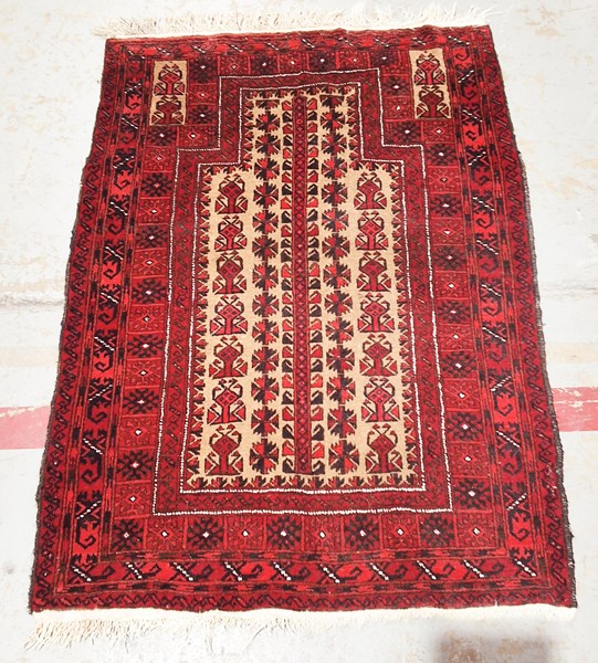 Lot 112 - PERSIAN PRAYER RUG