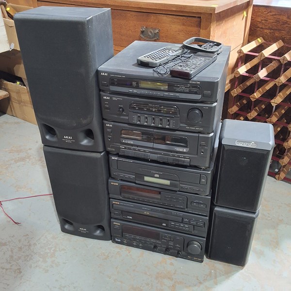 Lot 364 - STEREO EQUIPMENT