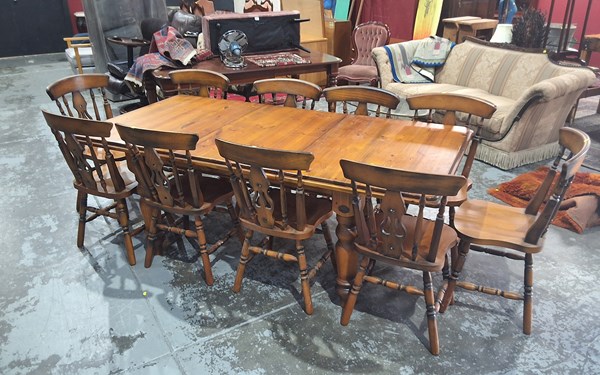 Lot 124 - DINING SUITE