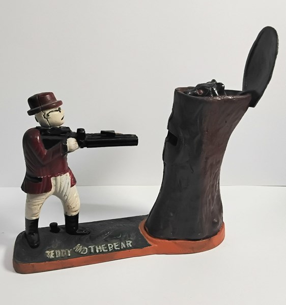 Lot 1191 - CAST IRON MONEY BOX