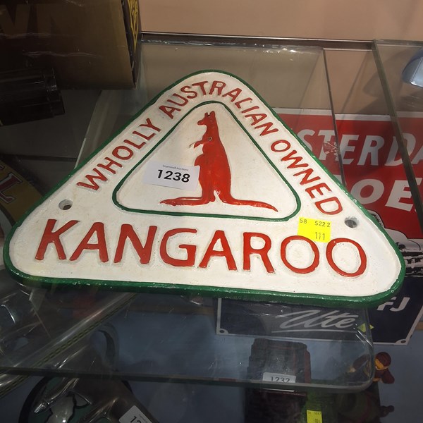 Lot 1206 - KANGAROO PLAQUE