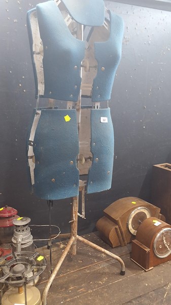 Lot 299 - DRESS MAKERS MODEL