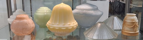 Lot 1406 - LAMPSHADES