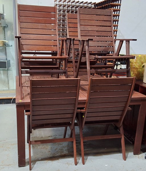 Lot 361 - OUTDOOR DINING SUITE