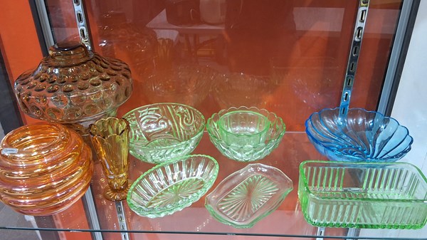 Lot 1360 - GLASSWARE