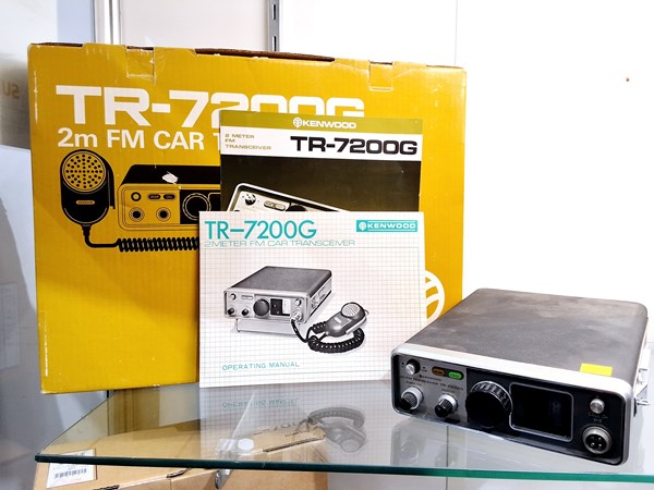 Lot 1351 - AMATEUR RADIO TRANSCEIVER