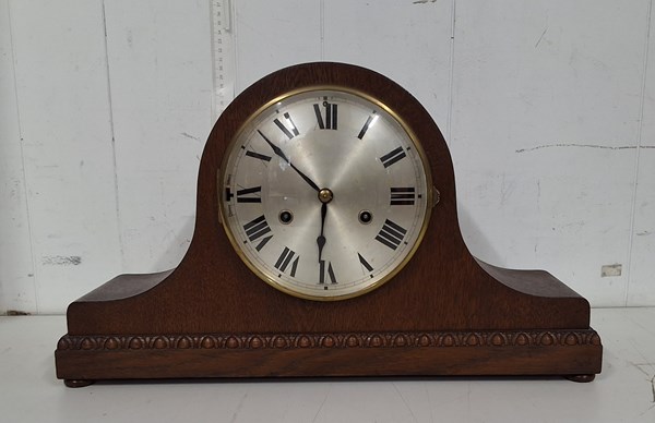 Lot 1256 - MANTEL CLOCK