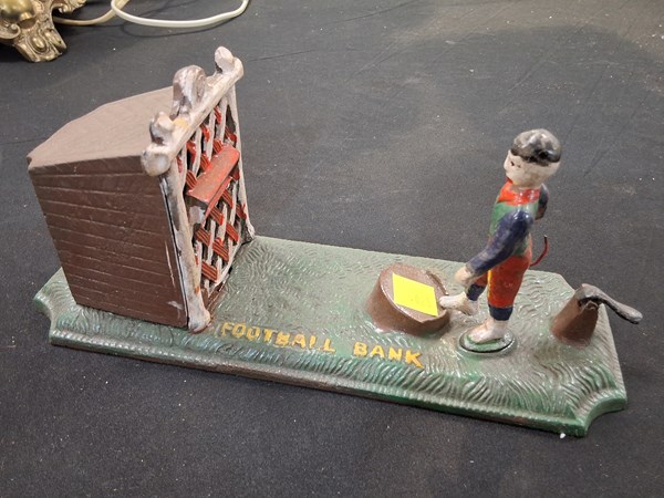 Lot 1209 - COIN BANK