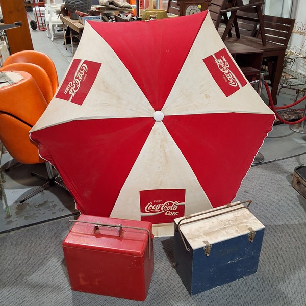 Lot 454 - RETRO PICNIC LOT