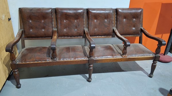 Lot 427 - BENCH SEAT