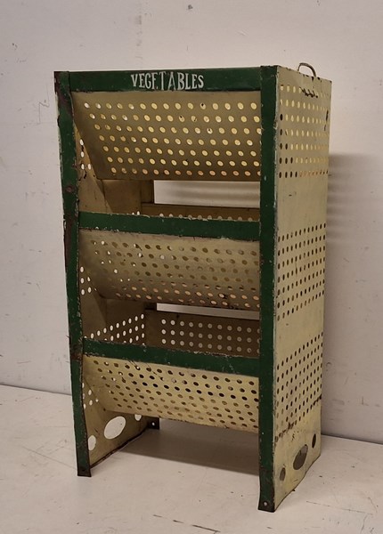 Lot 1377 - VEGETABLE RACK