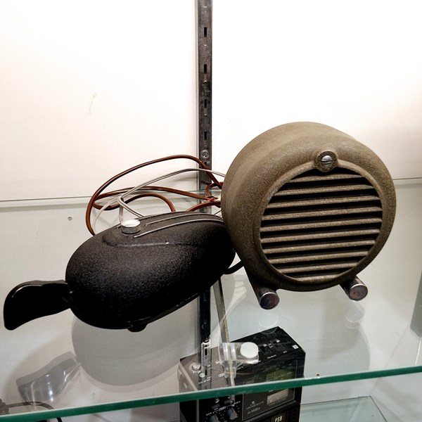 Lot 1350 - EDDYSTONE MORSE KEY & SPEAKER