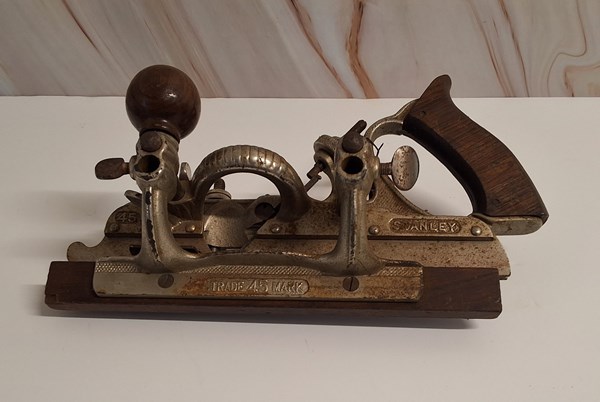 Lot 1192 - COMBINATION PLANE