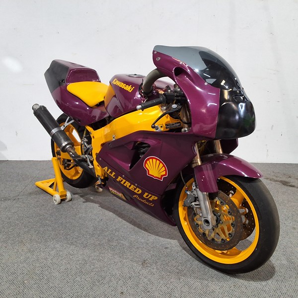 Lot 15 - KAWASAKI ZXR750