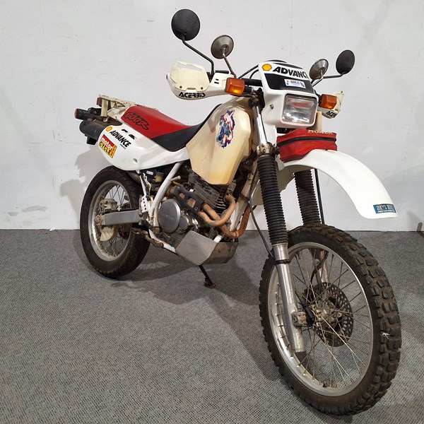 Lot 11 - HONDA XR600R