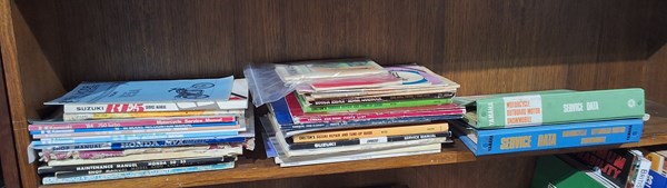 Lot 62 - SERVICE AND PARTS MANUALS