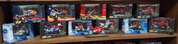 Lot 56 - MOTORCYCLE MODELS