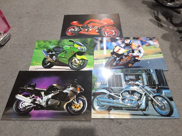 Lot 40 - BLOCK MOUNT POSTERS
