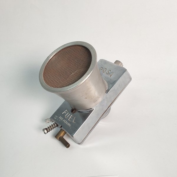 Lot 30 - CARBURETTOR