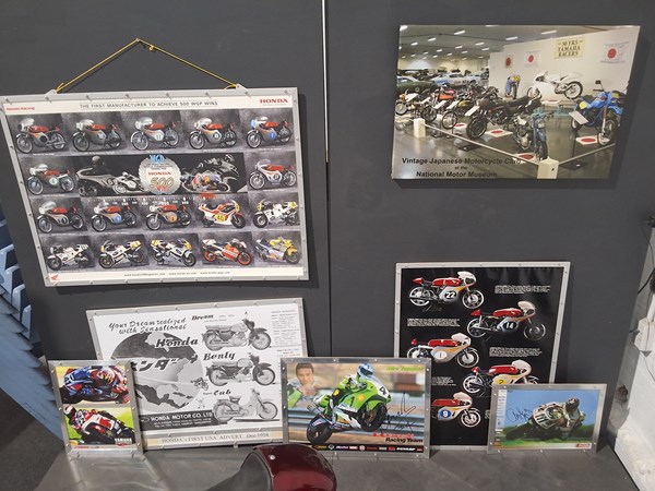 Lot 35 - POSTERS