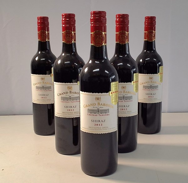 Lot 37 - CHATEAU TANUNDA