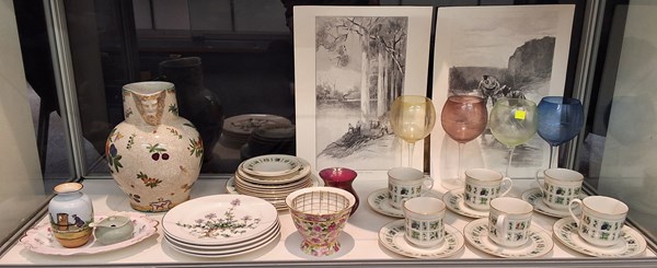 Lot 1451 - CHINA & GLASSWARE