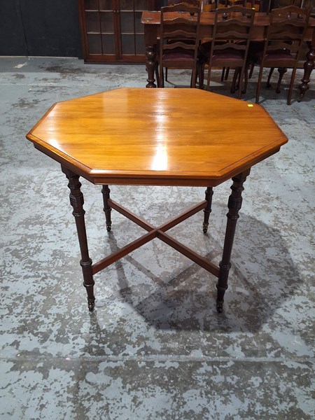 Lot 173 - GRAMOPHONE TABLE