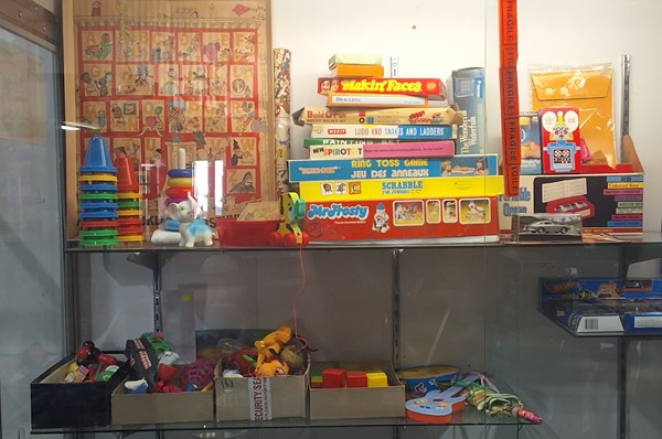 Lot 1545 - TOYS