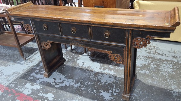 Lot 357 - ALTAR TABLE