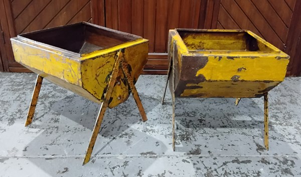 Lot 184 - PLANTERS