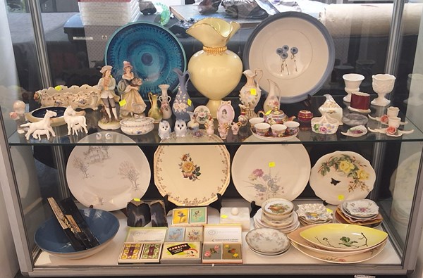 Lot 1259 - ASSORTED CHINA