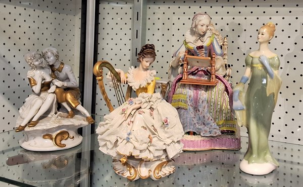 Lot 1437 - CHINA FIGURINES