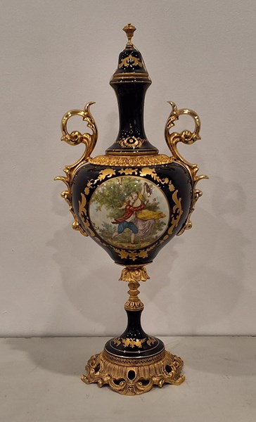 Lot 1261 - ORNATE VASE