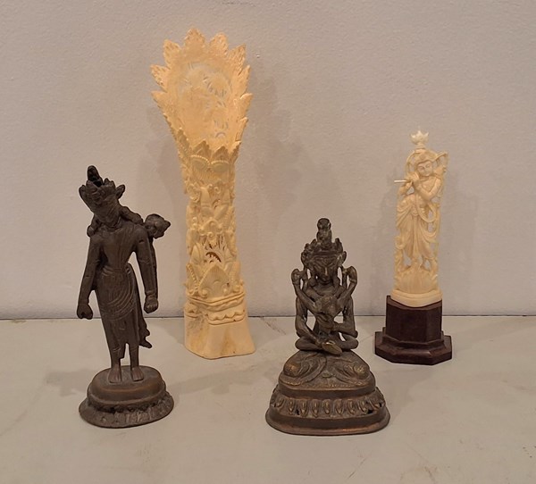 Lot 1287 - ORNAMENTS