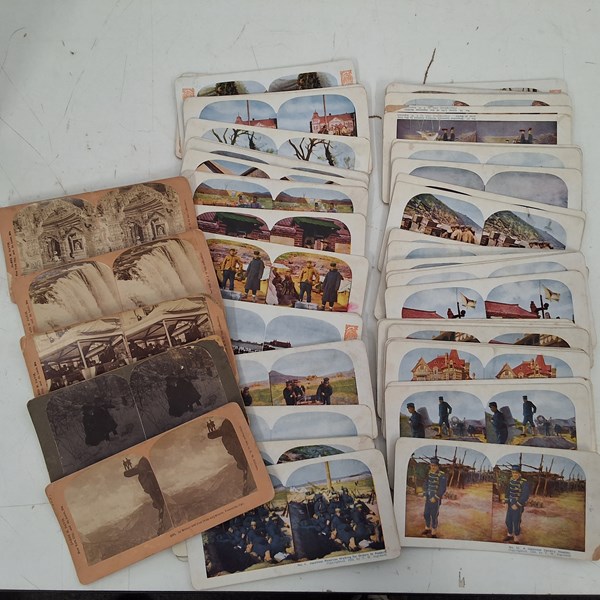 Lot 1410 - STEREOSCOPIC CARDS