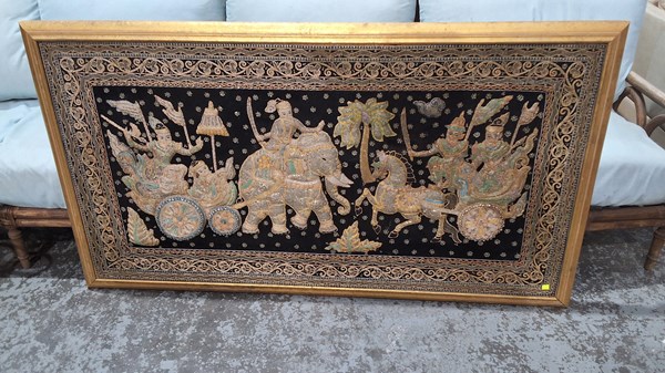 Lot 401 - WALL HANGING