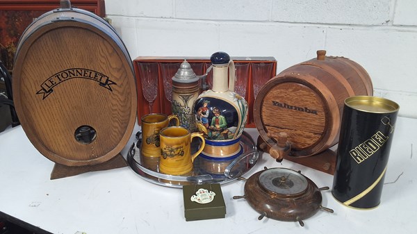 Lot 1121 - BAR ROOM DECOR