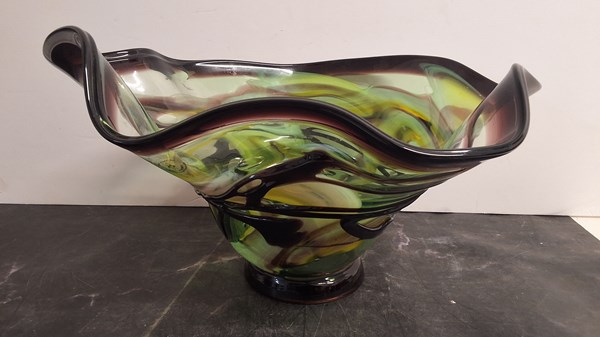 Lot 1399 - STUDIO GLASS