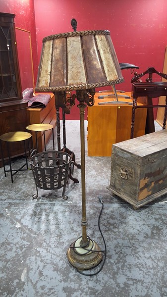 Lot 191 - STANDARD LAMP