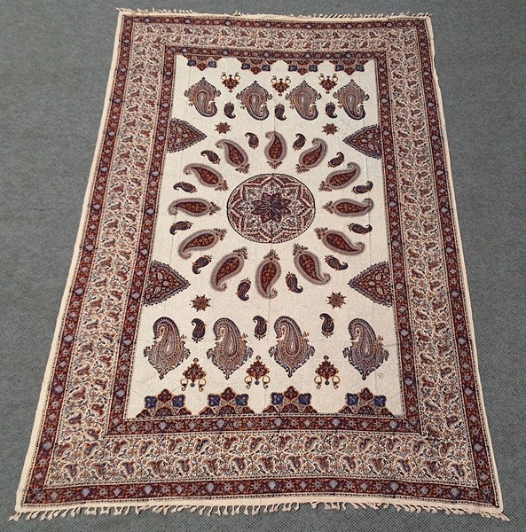 Lot 127 - ISFAHAN GHALAMKAR