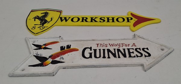 Lot 1307 - ARROW SIGNS