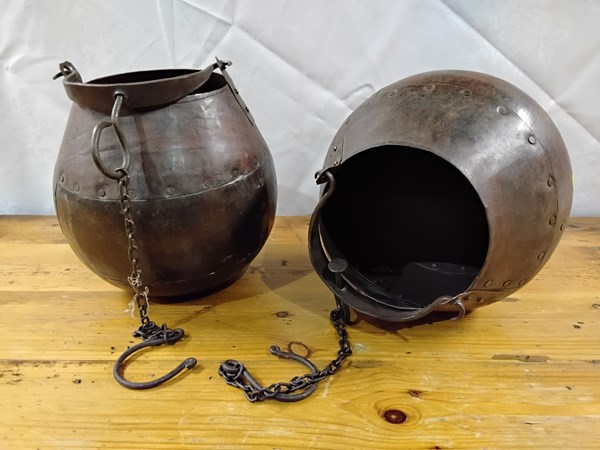 Lot 71 - PLANT HOLDERS
