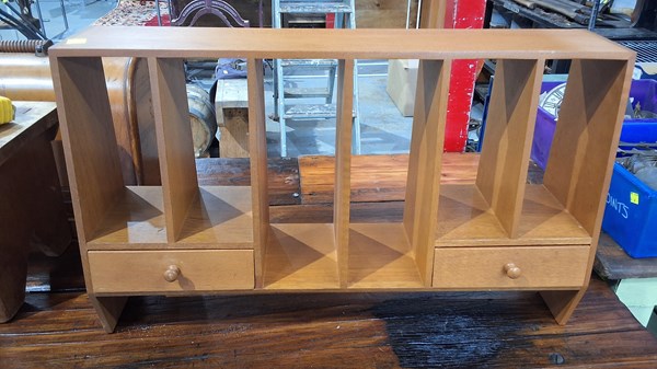 Lot 18 - DESK TIDY