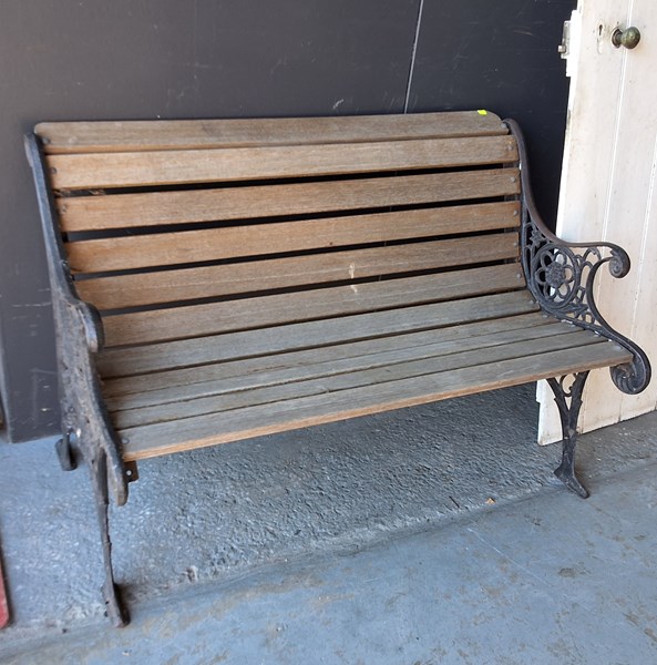 Lot 414 - GARDEN BENCH