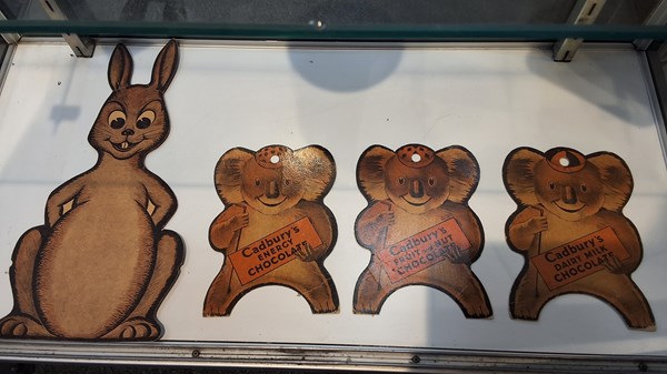 Lot 1089 - NOVELTY CARDBOARD ANIMALS