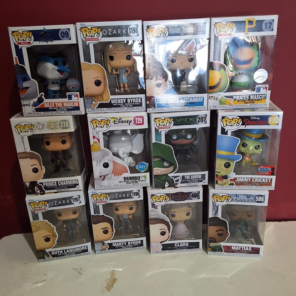 Lot 1544 - FUNKO POPS