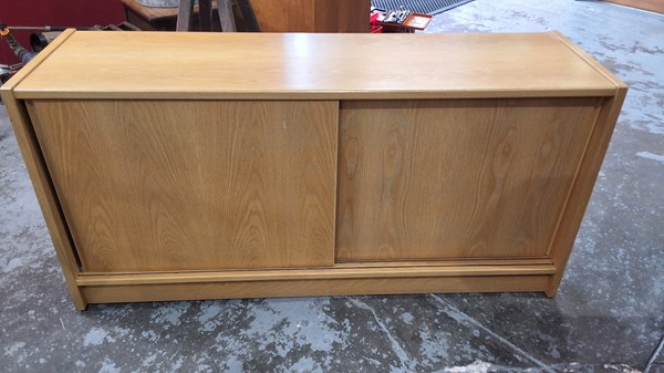 Lot 238 - CUPBOARD
