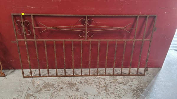 Lot 406 - GATE